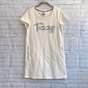 Tommy Hilfiger cream logo short sleeve sweater‎ dress size women’s medium